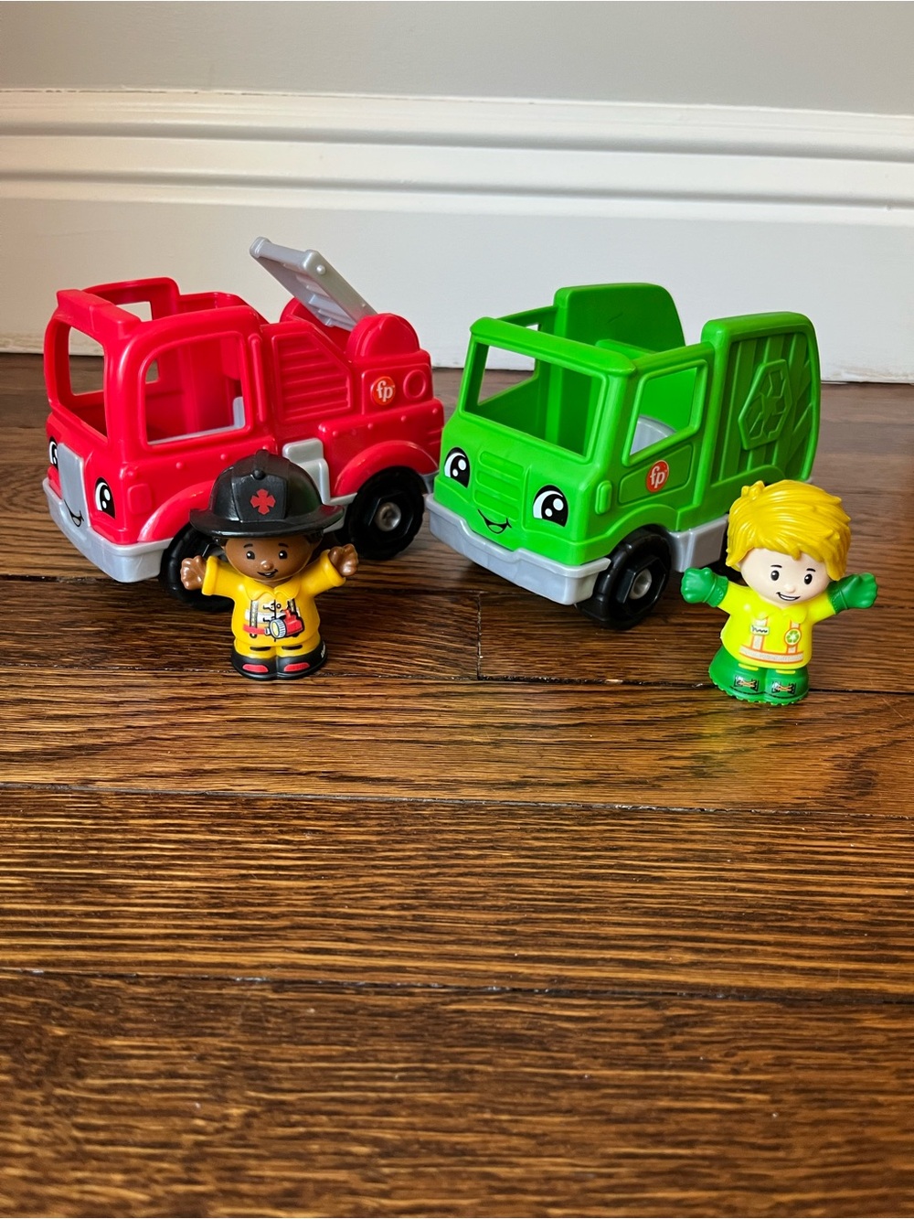 Fisher-Price Little People Fire Truck and Recycling Truck Set w/ Two Figures